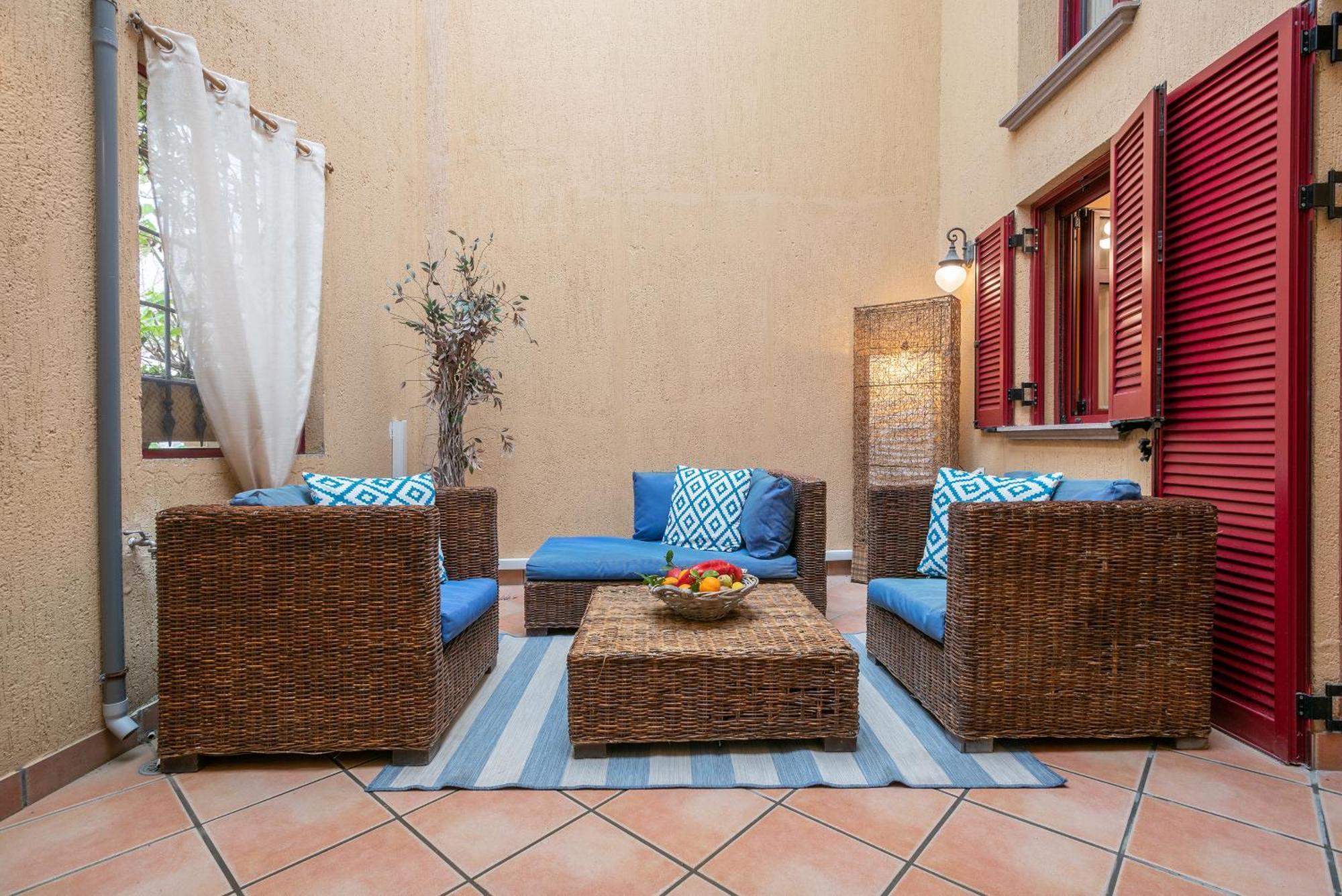 The Varos Residences Hotel الغرفة الصورة