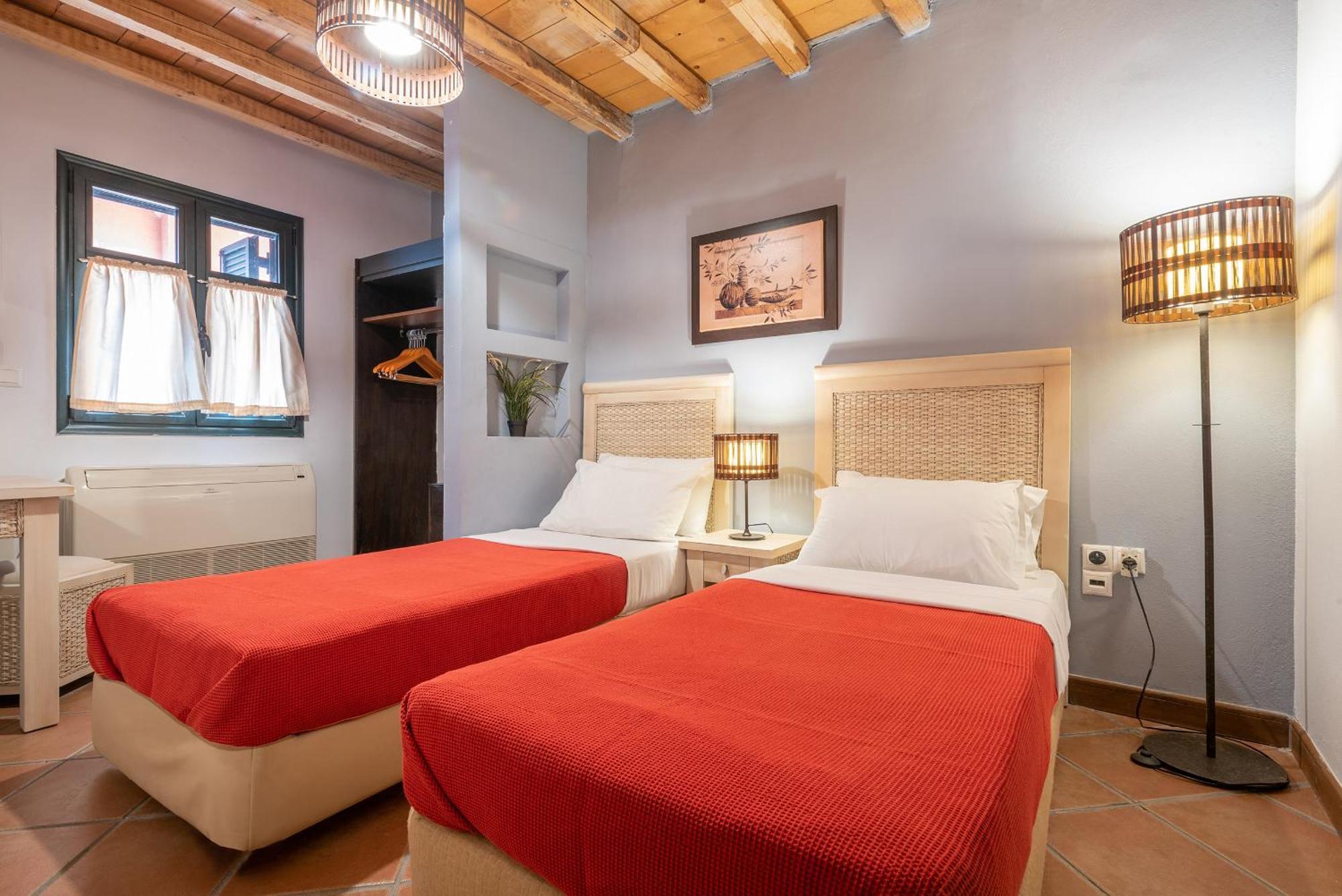 The Varos Residences Hotel الغرفة الصورة