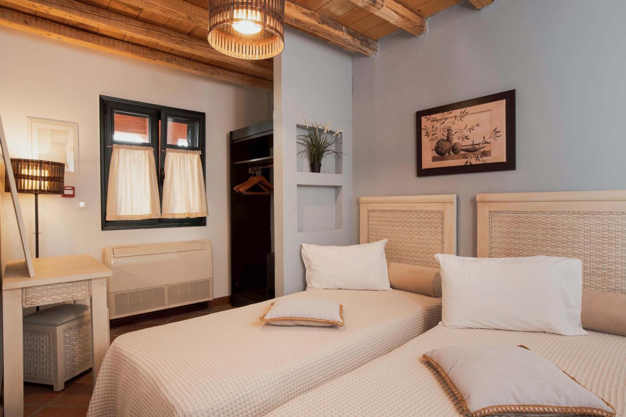 The Varos Residences Hotel الغرفة الصورة